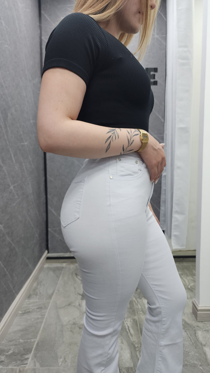 Jeans Flare liso Alba