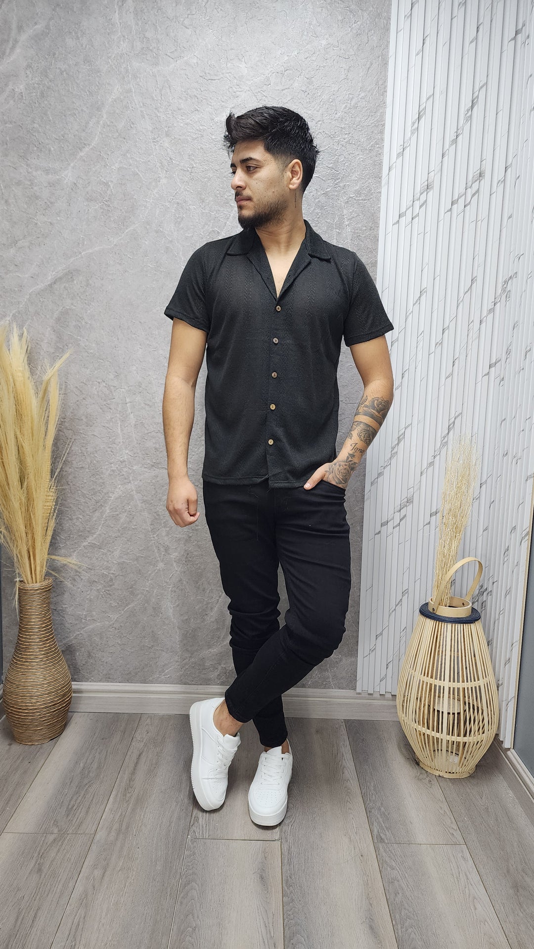 Camisa Negra (174)